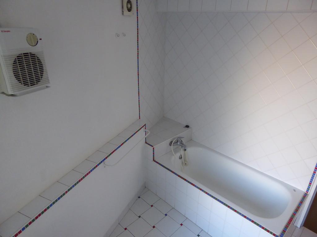 Le Planet 52 Appartement LʼIsle-sur-la-Sorgue Buitenkant foto