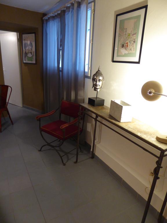 Le Planet 52 Appartement LʼIsle-sur-la-Sorgue Buitenkant foto
